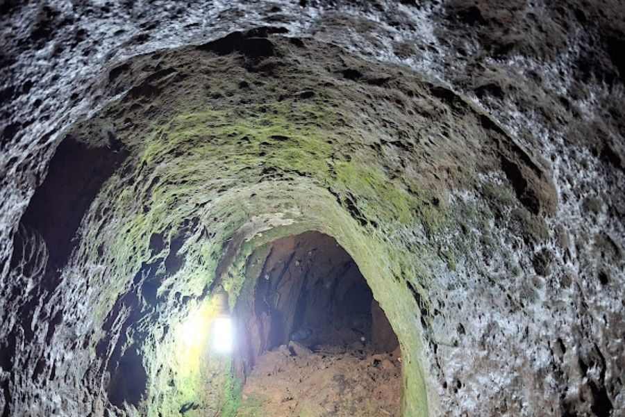 ben duoc tunnel underground