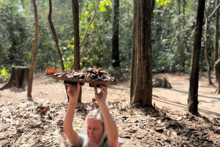 how to get cu chi tunnel