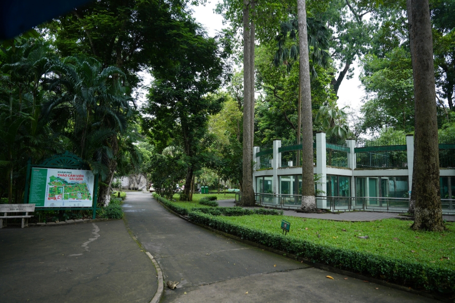history behind saigon zoo and botanical gardens