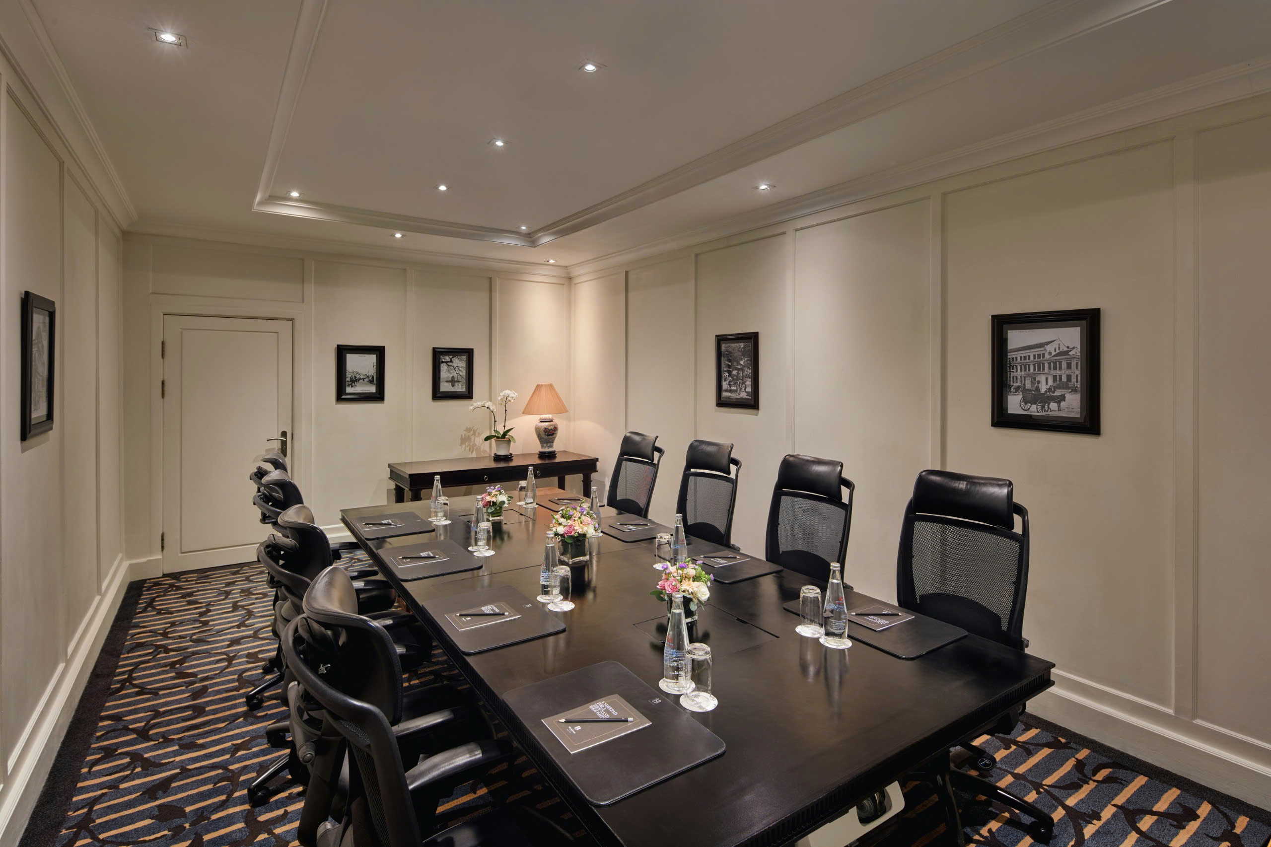 Sapa-Business-Center-Meeting-room.jpg